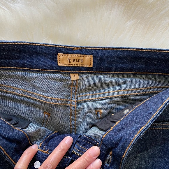 ✨SUMMER CLOSET SALE✨ STS Blue Distressed Jean Stretch Shorts NWOT - Picture 5 of 8